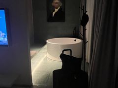 -兰兹国际酒店(深圳宝安机场店)