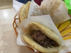 -闫家驴肉老店(华电一校店)