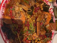 -嗨辣小聚·盘锦河蟹·海鲜烧烤龙虾(盘锦十年好店)