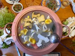 -民食香·腊排骨野生菌美食(木府店)