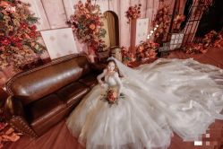 -LAFINE 兰斐婚纱礼服馆