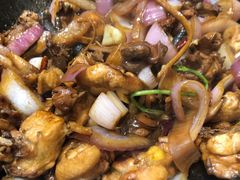-胡须佬鸡煲四季火锅店(石厦西村直营店)