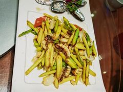 芦笋百合鲜鲍-黄泥岗·地道湖北菜(奥特莱斯店)