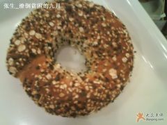 杂粮Bagle-巴黎贝甜(大宁国际商业广场店)
