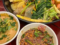 -万记麻辣烫国展总店