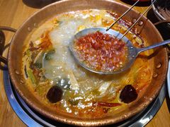 -洱火云南酸菜牛肉火锅(石景山当代商城店)