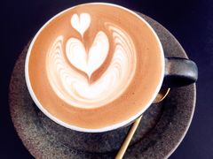 -UNI UNI(环亚凯瑟琳店)