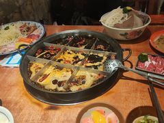 -周小明火锅(黑金冠社区店)