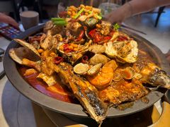 -鸣记脆皮烤鱼·海鲜烤鱼(三八广场店)