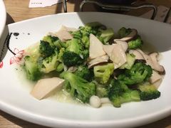 -秦香阁·西北家常菜(徐汇日月光中心店)
