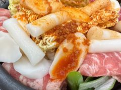 -贵宾庄炸酱面·韩式料理(高区店)