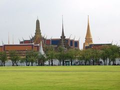 -皇家田广场(อนุสาวรีย์ทหารอาสา)