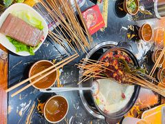 -灌县老妈砂锅串串香(万科红生活广场店)