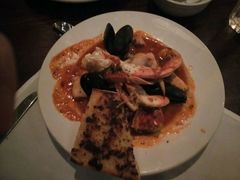 CIOPPINO-Fish Hopper