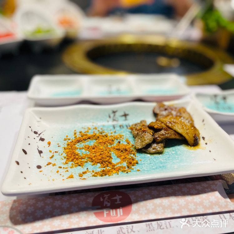 萌心来报道 富士是座山