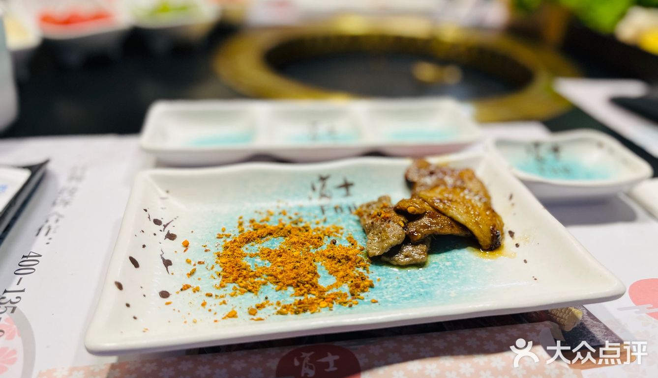 萌心来报道 富士是座山