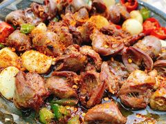 -老东镇啤酒屋海鲜加工·蒸汽海鲜·海鲜烧烤(台东店)