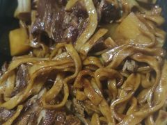 -内蒙焖面大盆骨餐馆(山大路店)