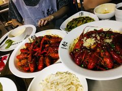 -龙巢盱眙龙虾·牛蛙·烧烤宵夜(八卦岭店)