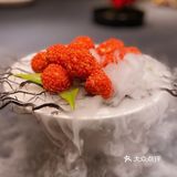 狮子山上，阅江楼旁，宝藏级别的餐厅，雕栏玉砌醉东风