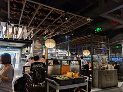 大堂-湊湊火锅·茶憩(杭州湖滨银泰in77店)
