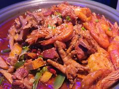 -徐记小怪兽肉蟹煲店(哈西万达金街店)
