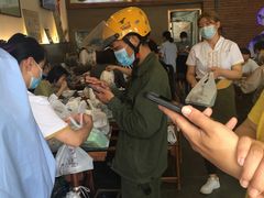等位区-笑来喜馄饨小笼工坊店(湖滨街店)