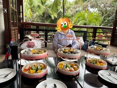 -亚龙湾喜来登·美景台大堂吧