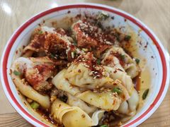 -八二小区抄手(三友路店)