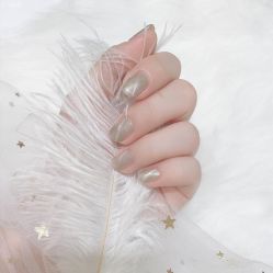 -吉吉靓甲美睫