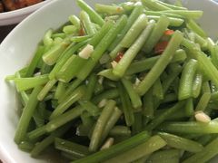 -芦茨金富饭庄·25年老字号·专做稻草鸡