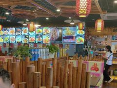 -靠山屯东北农家菜(八龙桥雅苑店)