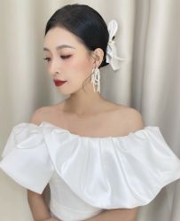 -禕·愫白婚纱商店