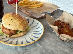 -必胜客(欧亚万豪店)