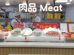 -四囍码头海鲜烧烤自助火锅(外滩南京东路悦荟广场店)