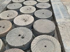 -雪山彩虹谷景区