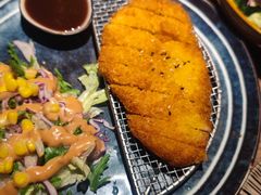 猪排沙拉-松幸日式料理(中山路店)