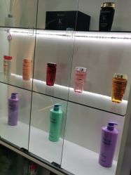 -Tloml salon