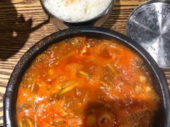 -吴草鸡爪오초닭발韩食堂(融恒盈嘉中心店)