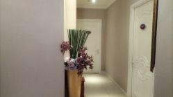 -蕾蕾美颜美容美体