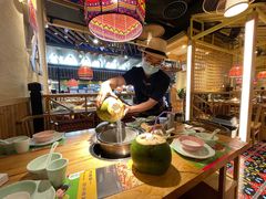 -椰夫人·养生椰子鸡(金沙洲永旺店)