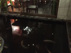 -Cuc Gach Quan Restaurant