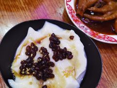 -爆炸头阿姨小四川正宗川味小吃(无任何分店)