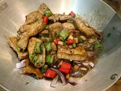 -黄泥岗·地道湖北菜(奥特莱斯店)