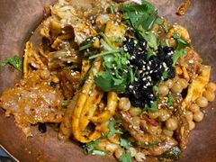 -成都你六姐·牛肉冒菜(上海环宇荟店)