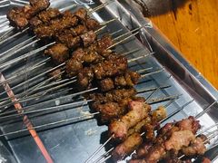 -小山羊功夫串老地摊店