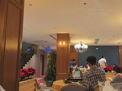 -鹏城人家海鲜酒家·23年老字号(较场尾店)