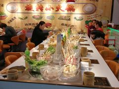 -百品聚旋转火锅(号外店)