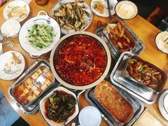-胡同小馆(新威路店)