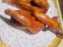 -东口码头·烧鸽子·鱼头泡饼·地方菜(金鹰悦城店)